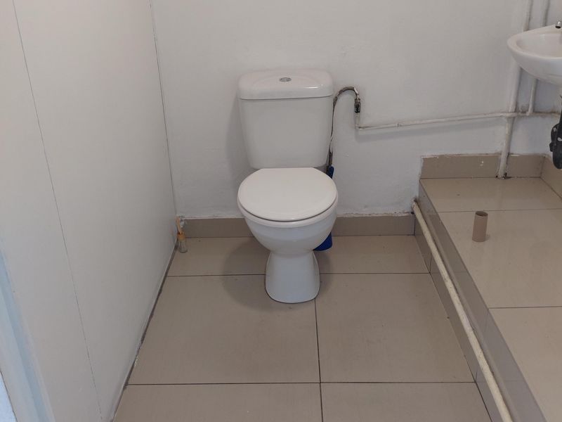 Retail Shop To Rent In Sunnyside - Photo 10