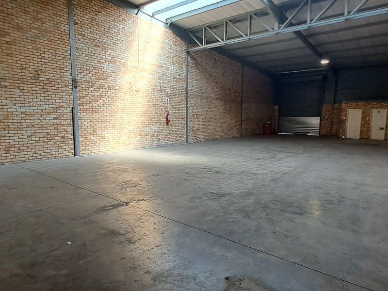 368m Warehouse Unit To Let in Grand Central Park - Photo 6