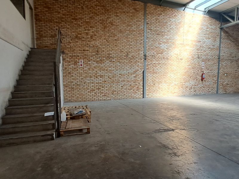 368m Warehouse Unit To Let in Grand Central Park - Photo 4