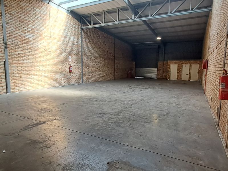 368m Warehouse Unit To Let in Grand Central Park - Photo 7