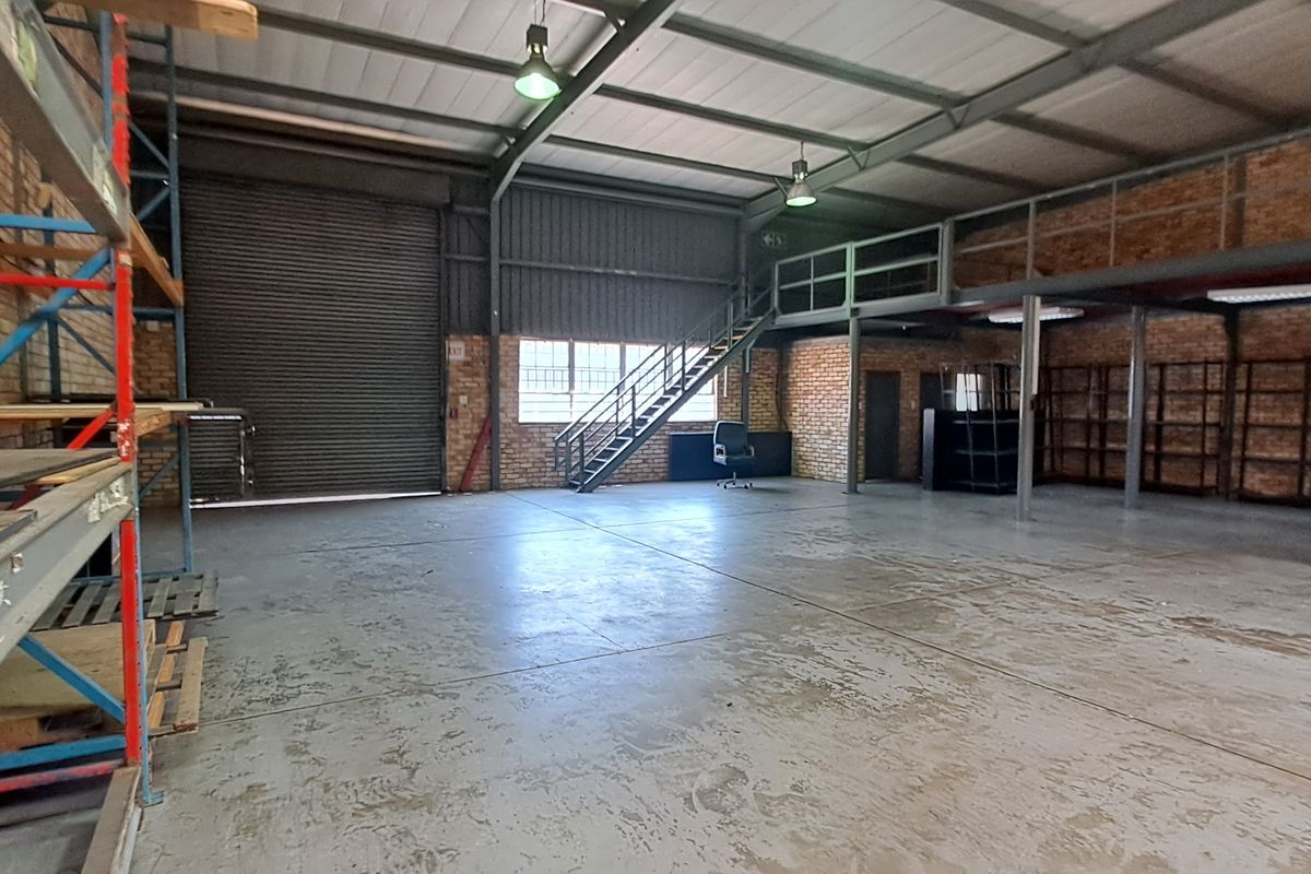 555m Warehouse to let in Grand Central Park Glen Austin - Photo 4