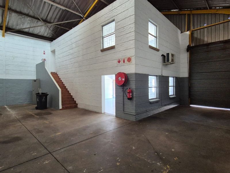 316m2 Mini Warehouse To Let in Secure Silver Park, Silvertondale - Photo 6