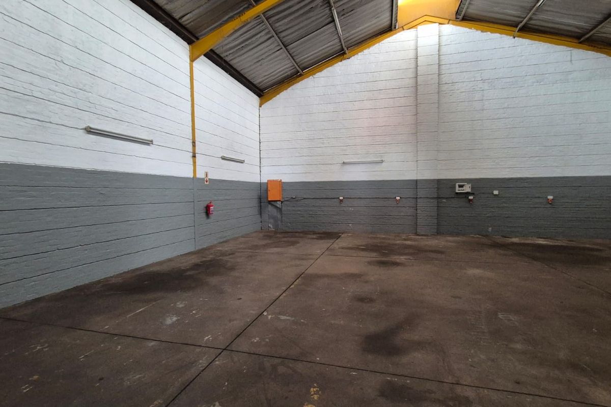 316m2 Mini Warehouse To Let in Secure Silver Park, Silvertondale - Photo 4
