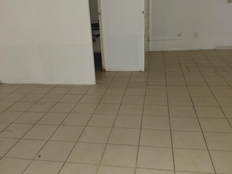 Retail Shop To Rent In Sunnyside - Photo 9