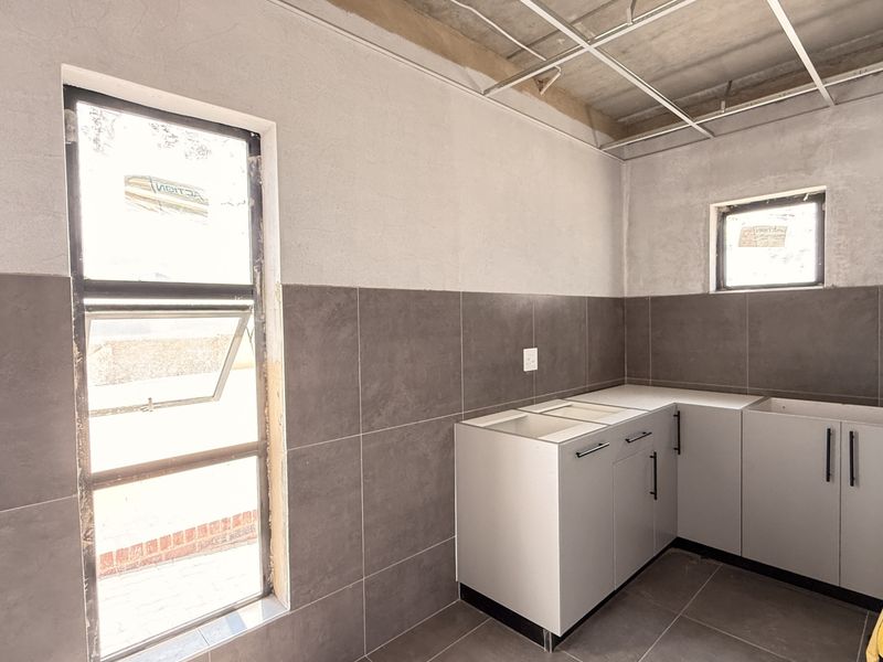 WAREHOUSE TO LET IN CENTURION - Photo 7