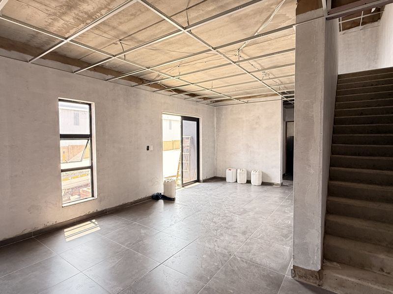 WAREHOUSE TO LET IN CENTURION - Photo 9