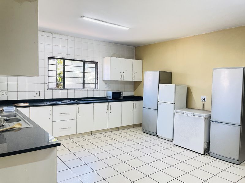 Calling All Savvy Investors! 📣 Prime Student Accommodation Opportunity in Musgrave, Durban. - Photo 8