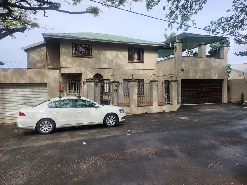 Calling All Savvy Investors! 📣 Prime Student Accommodation Opportunity in Musgrave, Durban. - Photo 4
