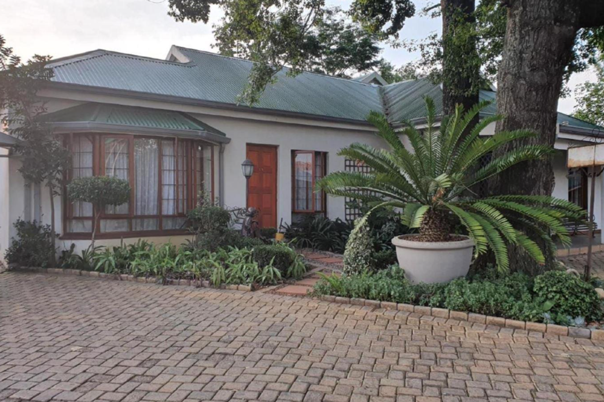 4-Star graded Guesthouse with conference facilities and chapel!!! - Photo 3