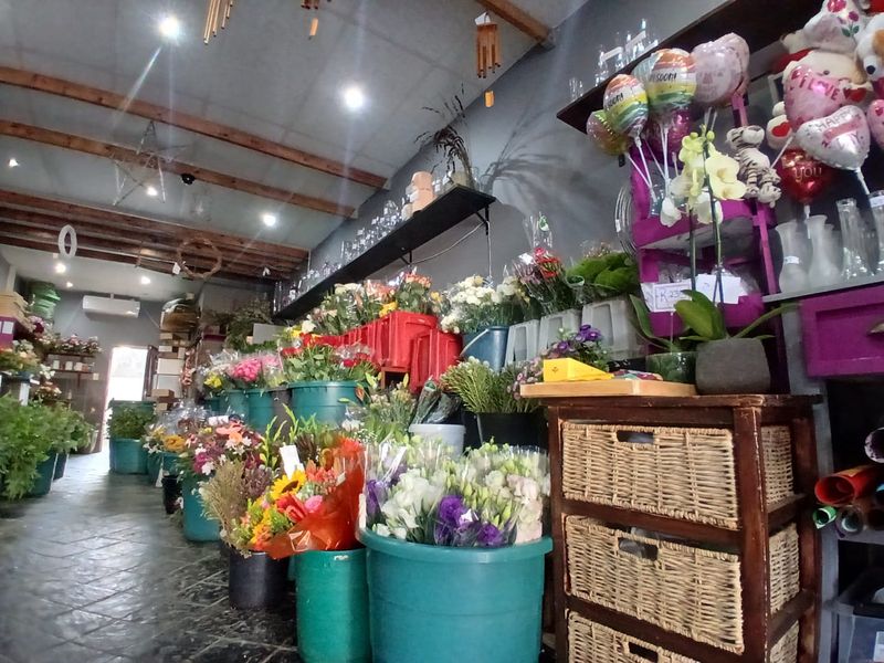 Prime Business & Retail Space for Sale - Photo 7