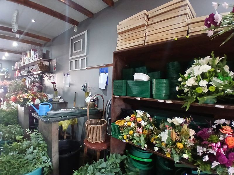 Prime Business & Retail Space for Sale - Photo 10