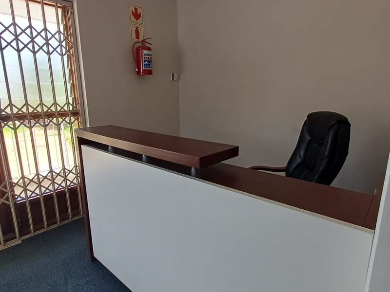 Commercial Office to Rent - Photo 6