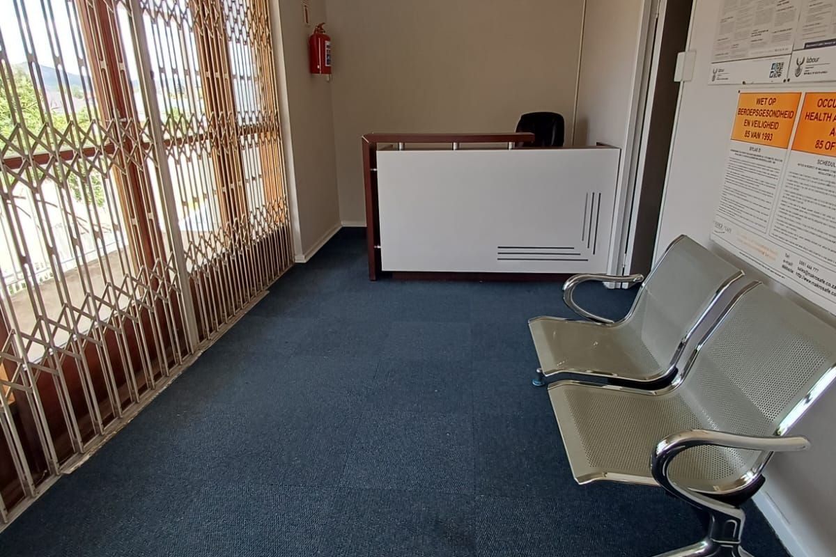 Commercial Office to Rent - Photo 5