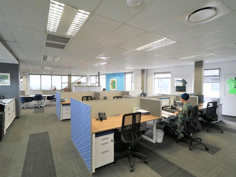 Commercial office to let or for sale in Corner Main Office Park located just off Main Road Bryanston - Photo 10