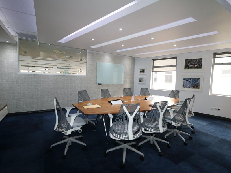 Commercial office to let or for sale in Corner Main Office Park located just off Main Road Bryanston - Photo 5