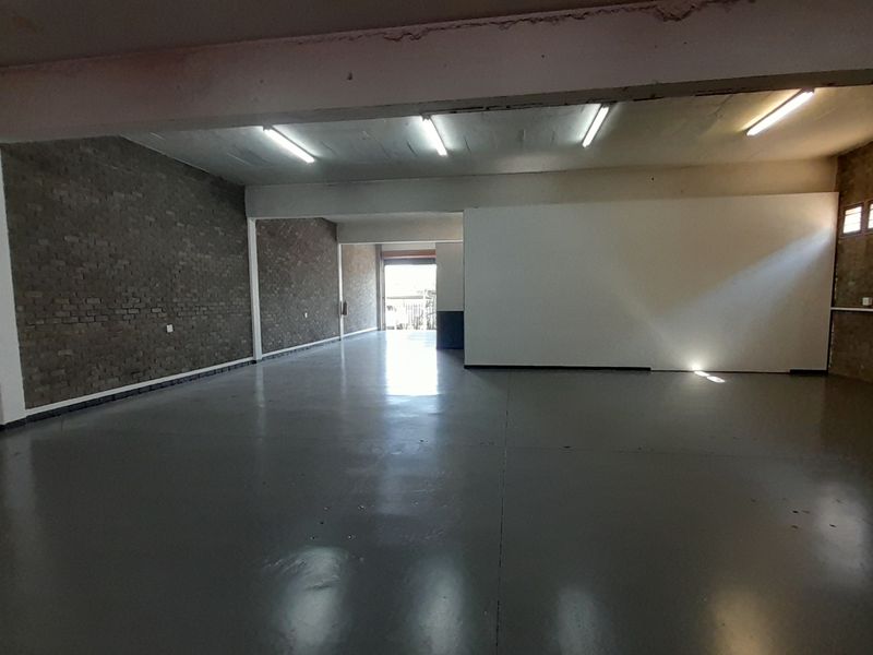252m Warehouse and Distribution Unit To Let in Kyalami - Photo 6
