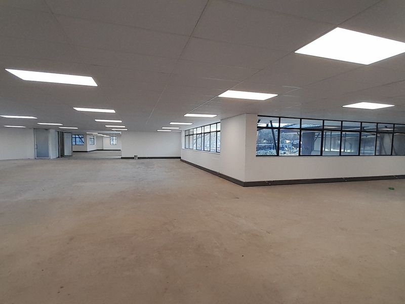 Own Your Own Corporate Campus 3,949m Freestanding Office Building For Sale in Waterfall Office Park - Photo 8