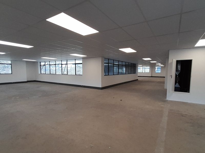 Own Your Own Corporate Campus 3,949m Freestanding Office Building For Sale in Waterfall Office Park - Photo 4