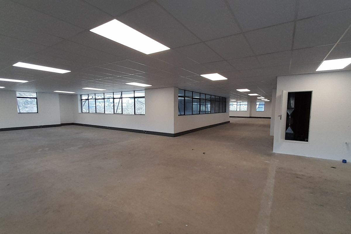 Own Your Own Corporate Campus 3,949m Freestanding Office Building For Sale in Waterfall Office Park - Photo 4