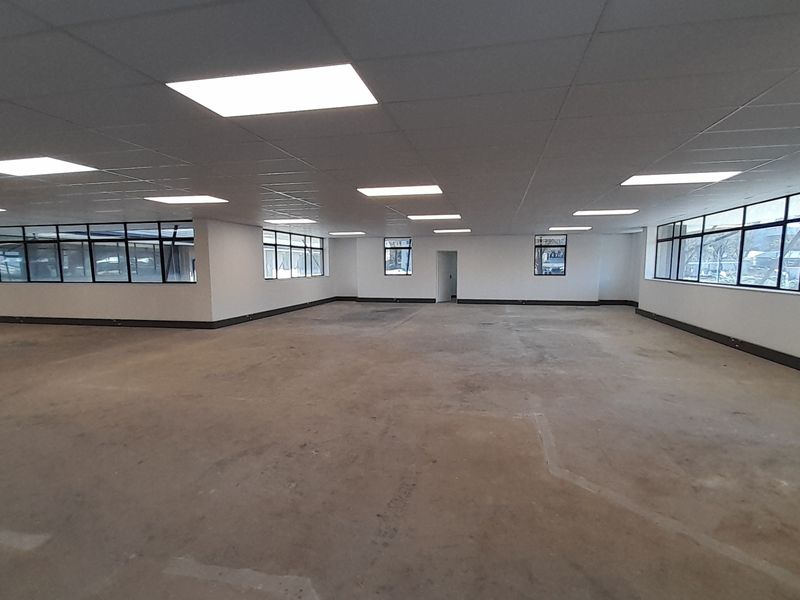 Own Your Own Corporate Campus 3,949m Freestanding Office Building For Sale in Waterfall Office Park - Photo 5