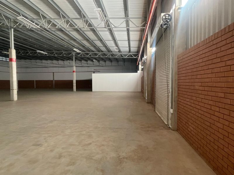 Warehouse to Let  at Olifantsfontein, Midrand - Photo 6