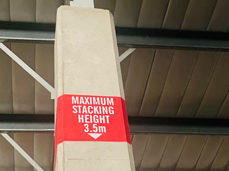 Warehouse to Let  at Olifantsfontein, Midrand - Photo 2