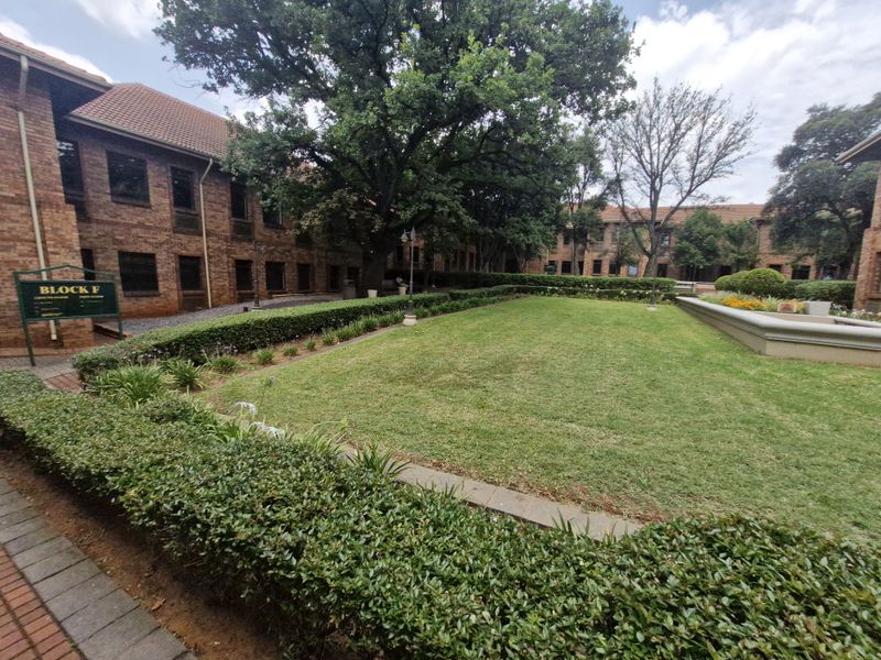 Prime 89.7m2 Business Centre to let in Lyttelton Manor, Centurion - ideal for your next venture! - Photo 5