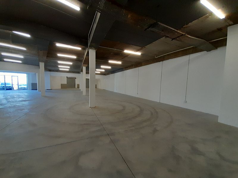 429m Showroom Retail Space To Let at The Link - Photo 10