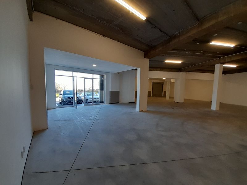 429m Showroom Retail Space To Let at The Link - Photo 4