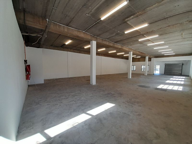 346m Retail Showroom Unit To Let in The Link - Photo 6