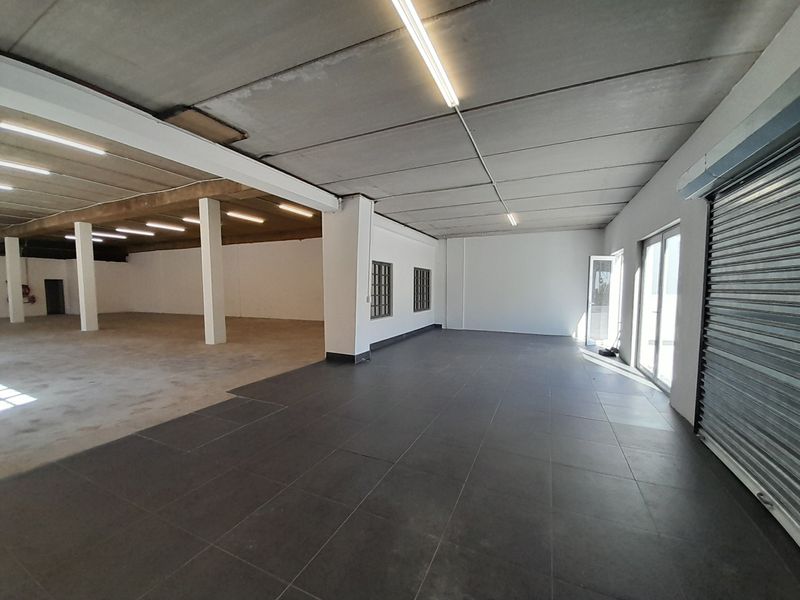 346m Retail Showroom Unit To Let in The Link - Photo 9