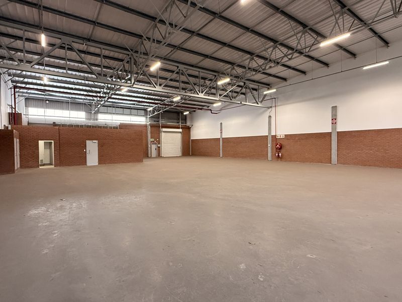 WAREHOUSE TO LET IN HIGHVELD, CENTURION - Photo 8
