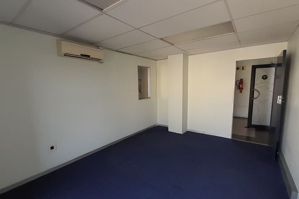 365m First Floor Office Space To Let at Kyalami Boulevard Midrand - Photo 4