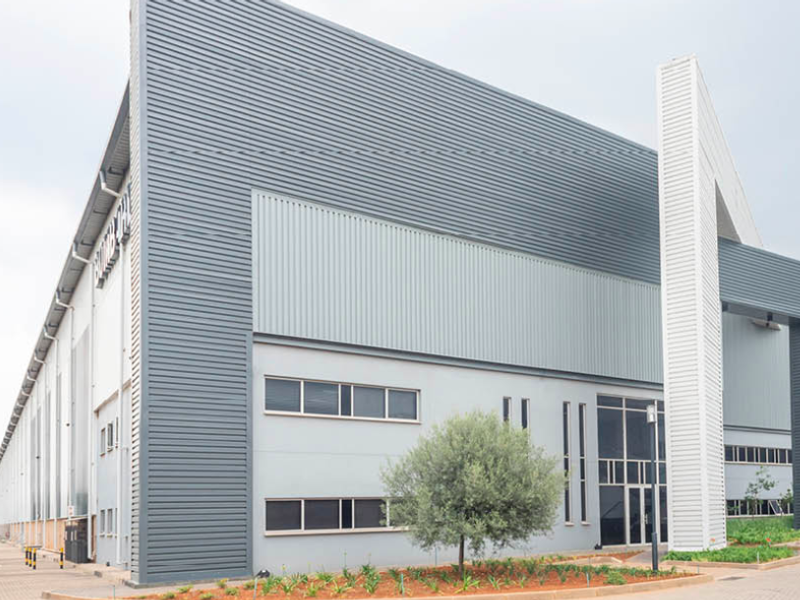 Warehouse to let in Elandsfontein - Photo 6