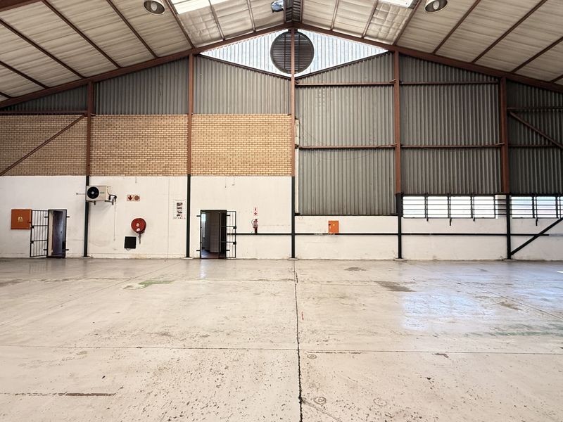 WAREHOUSE TO LET IN CENTURION - Photo 8