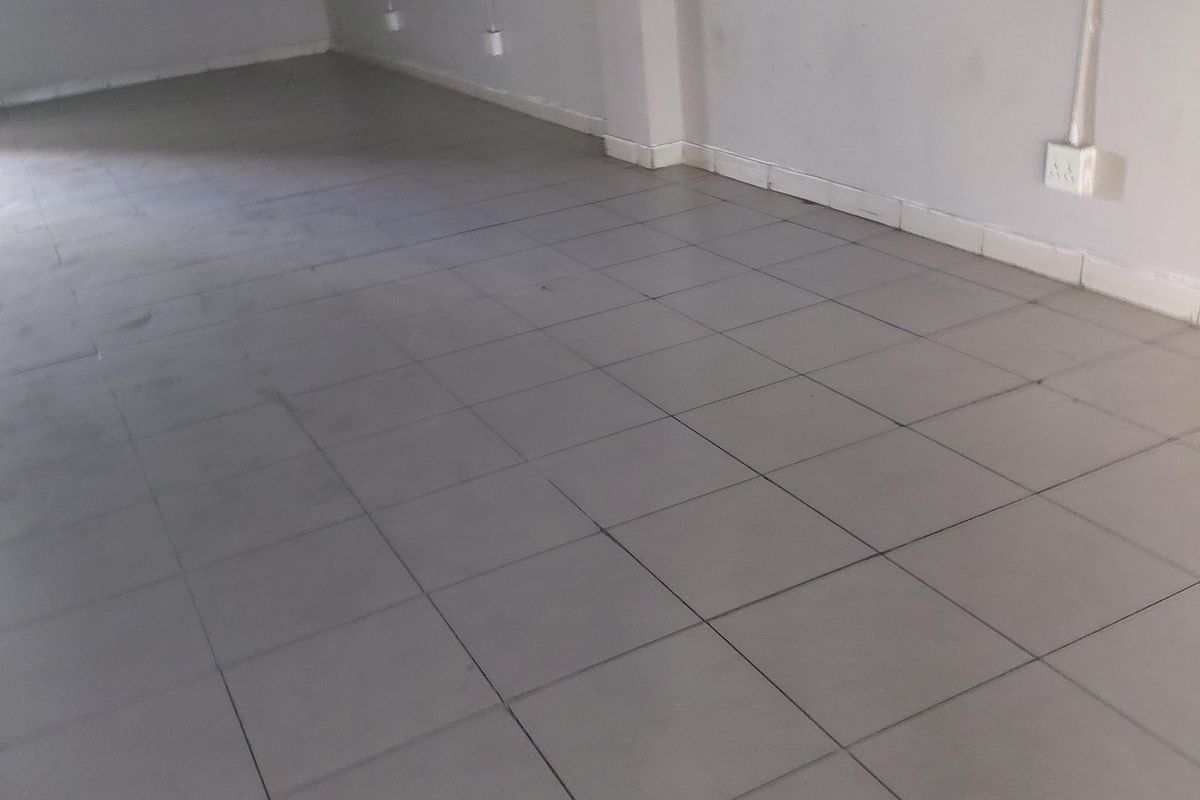 Shop To Let – Sunnyside - Photo 5