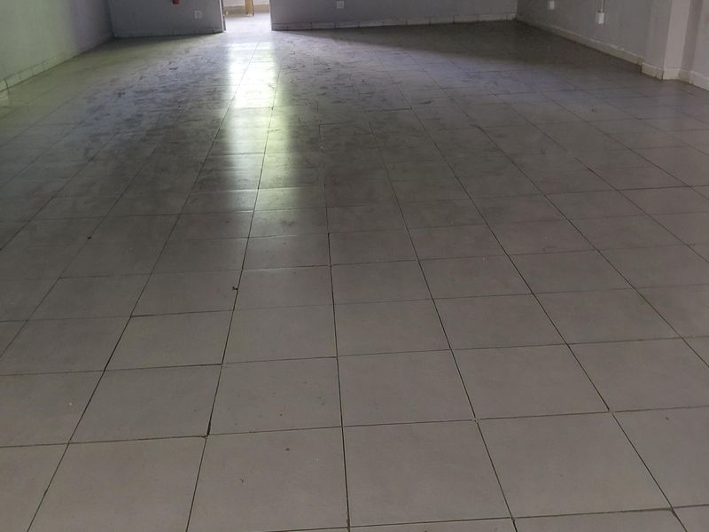 Shop To Let – Sunnyside - Photo 3