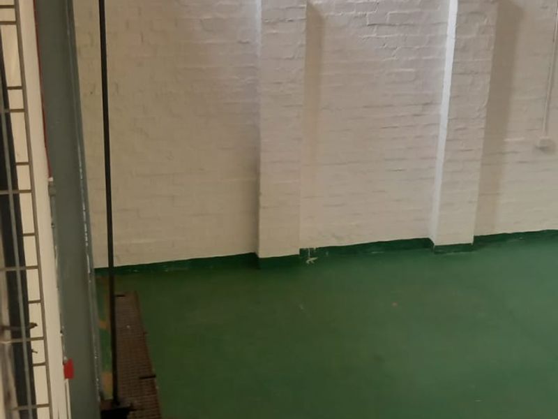 Neat well positioned 180 sm mini factory to let Waterfall Hillcrest. - Photo 9