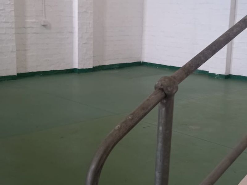 Neat well positioned 180 sm mini factory to let Waterfall Hillcrest. - Photo 8