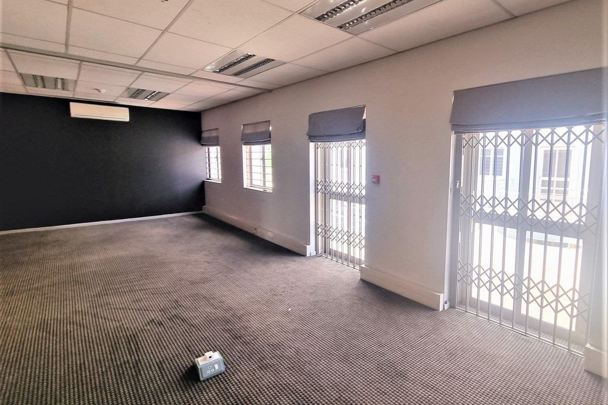 Office to let in 23 Eaton Road Bryanston - Photo 4