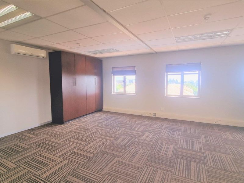 Office to let in 23 Eaton Road Bryanston - Photo 10