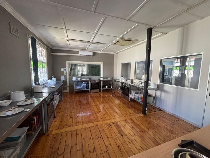 220sqm Office in Scottsville for sale at R1795000-00 plus Vat. - Photo 9