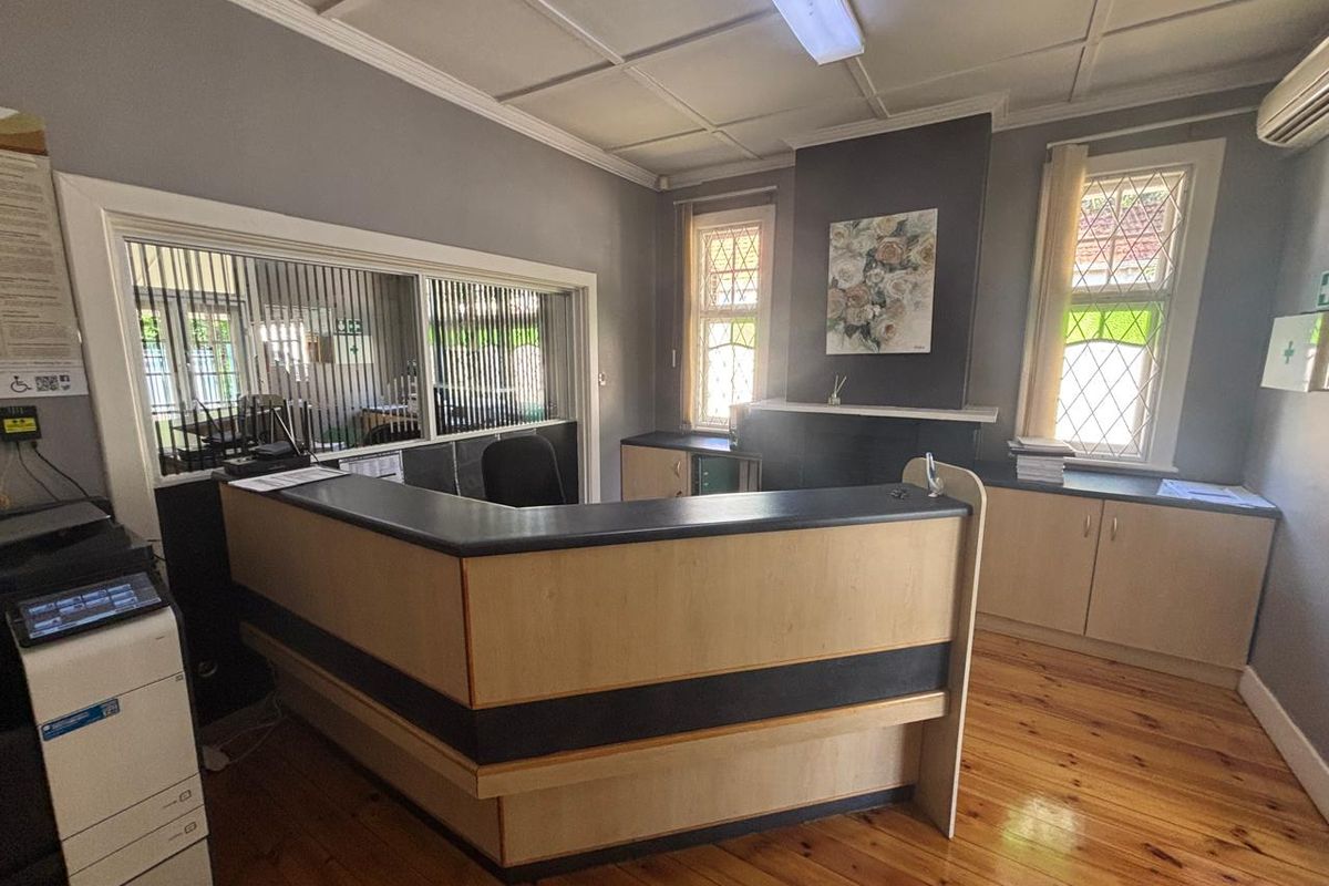 220sqm Office in Scottsville for sale at R1795000-00 plus Vat. - Photo 3