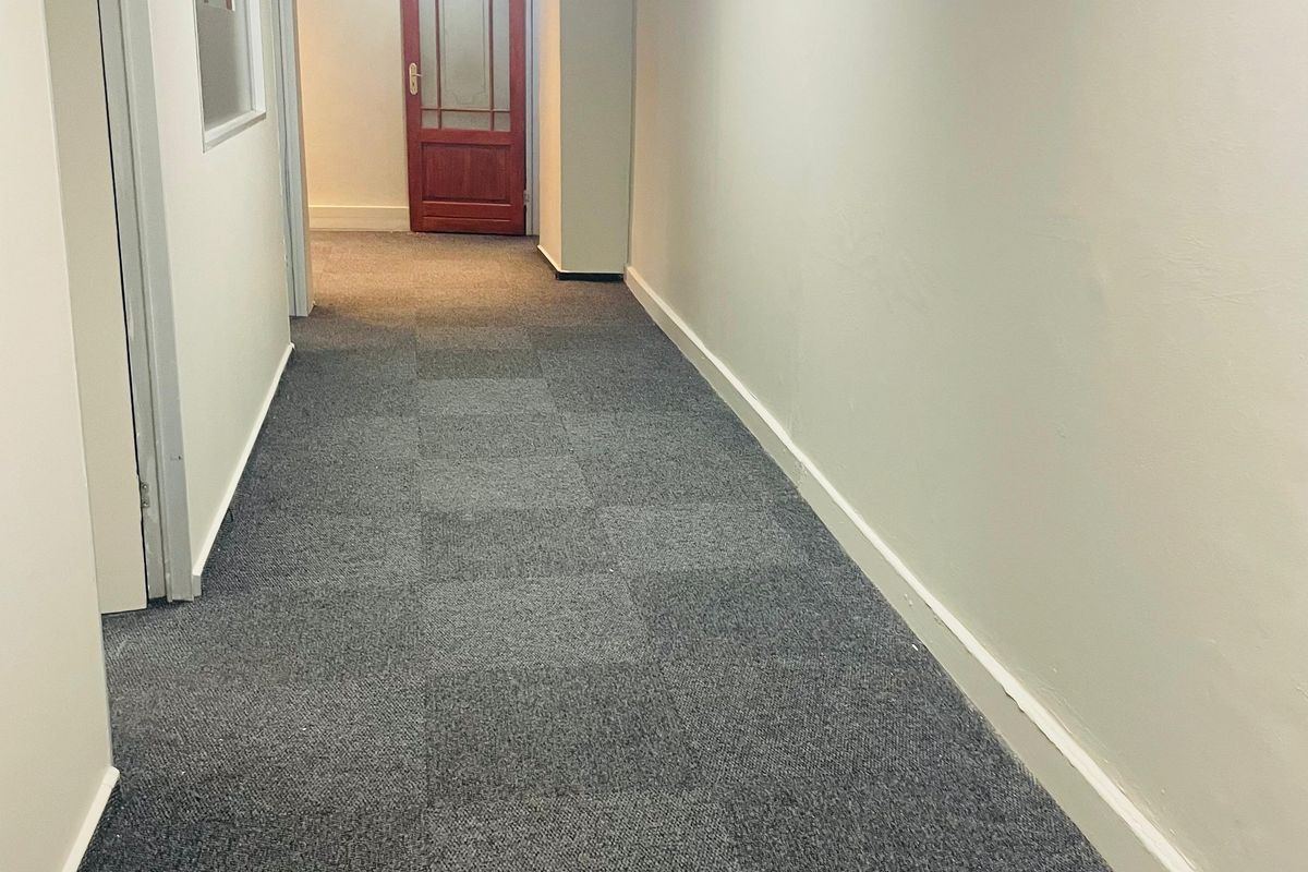 96 Sqm Office to Let for R14 000 VAT & Utilities Inclusive, at Midrand - Photo 4