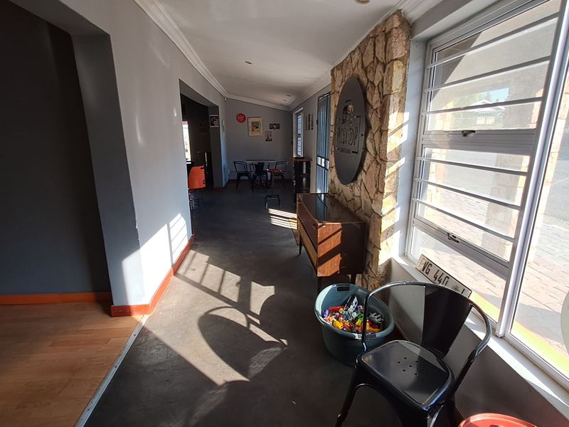 Wash While You Dine – Fully Equipped Car Wash & Diner & Building!! - Photo 8