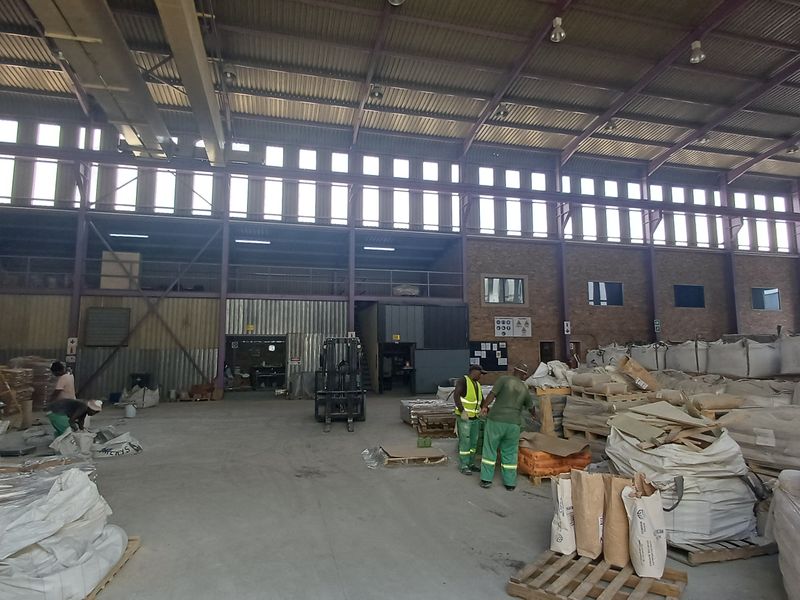Industrial Property To Let in Meyerton - Photo 9