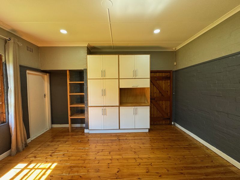 Secure Office Space to Let with Parking and Utilities Included in Hilton - Photo 6