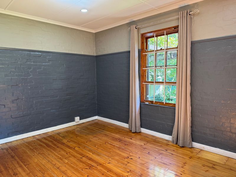 Secure Office Space to Let with Parking and Utilities Included in Hilton - Photo 5