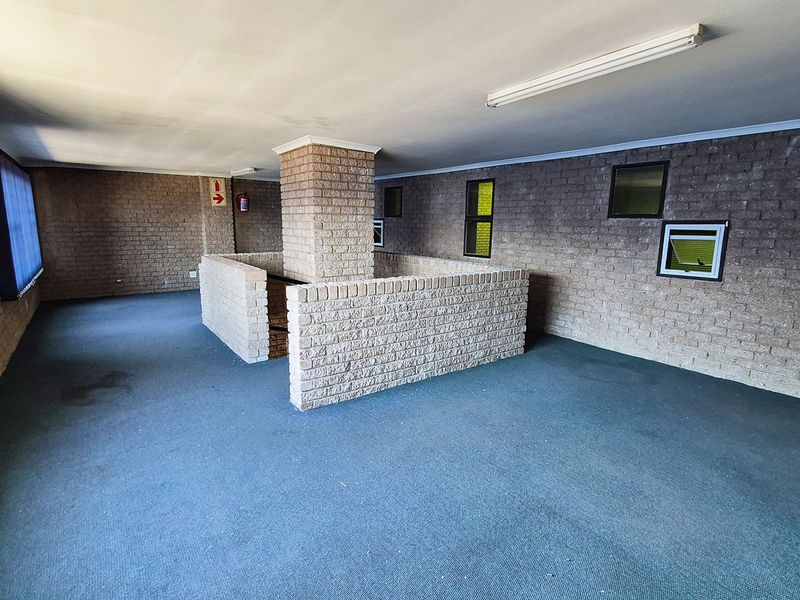 Commercial Rental - Prime 300sqm Mixed-Use - Photo 4