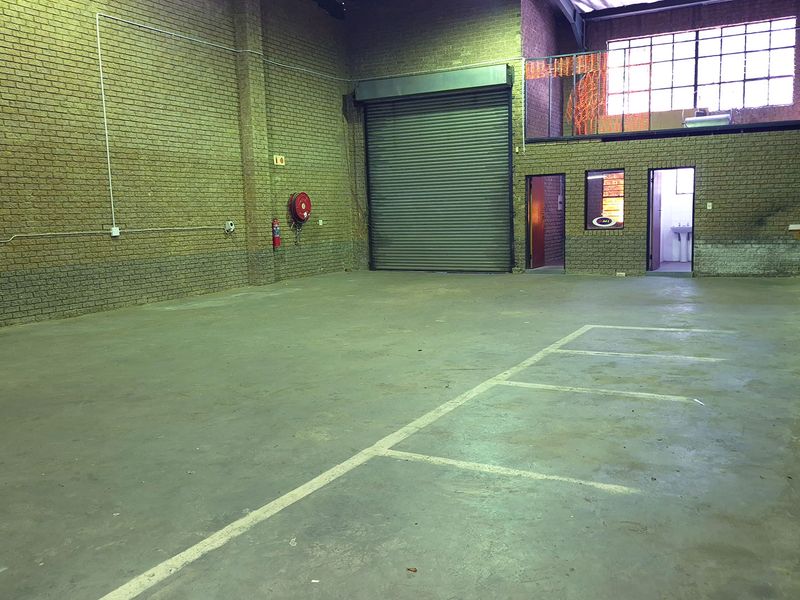 Commercial Rental - Prime 300sqm Mixed-Use - Photo 6